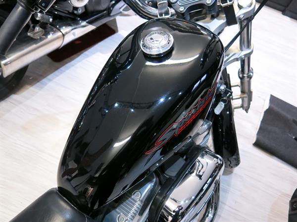 Harley Davidson Sportster 883 Black