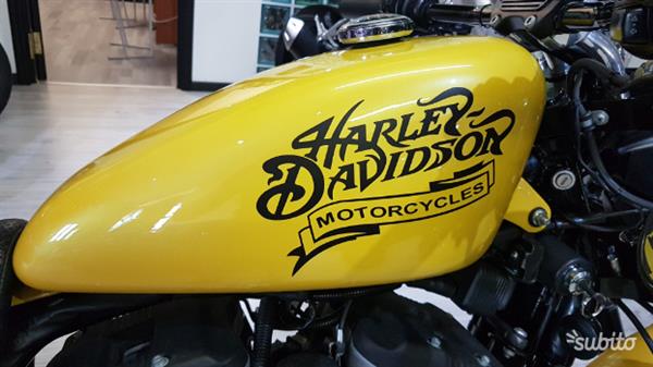Harley-Davidson Sportster Xl 883 R Gialla