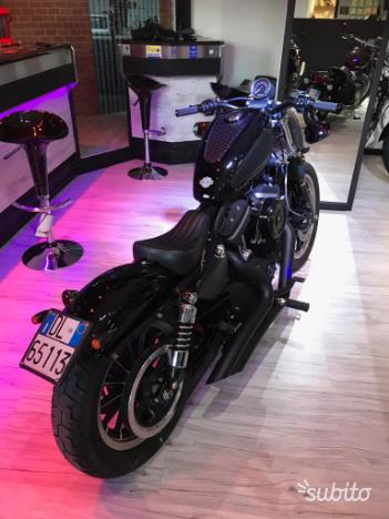 Harley-Davidson Sportster Xl 883 R Full Black