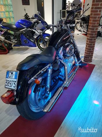 Harley Davidson Sportster 883C Custom