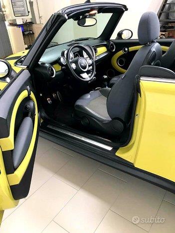 MINI Mini Cooper S Cabrio 1.6 Turbo Yellow (R57)