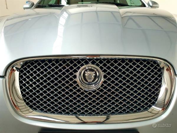 JAGUAR XF 3.0 DS V6 PORTFOLIO S 275CV