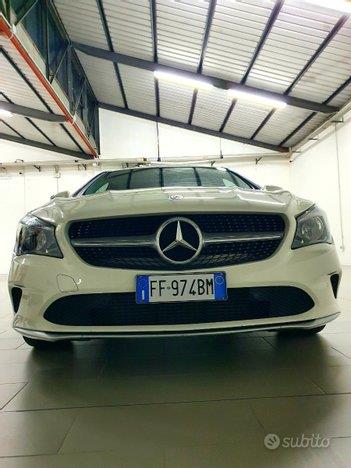 MERCEDES-BENZ CLA 200d Coupe' Restyling White