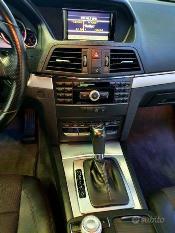 MERCEDES-BENZ E220 CDI Coupe' BlueEFFICIENCY