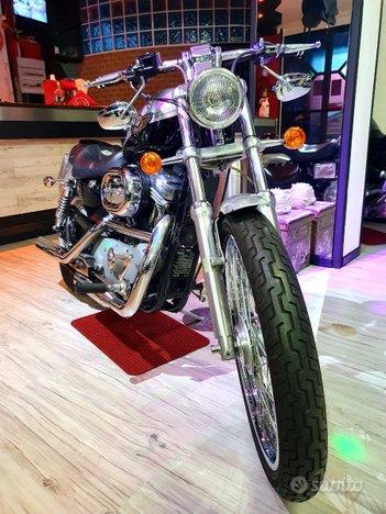 Harley-Davidson Sportster XL 883 C 100 Th Centenario