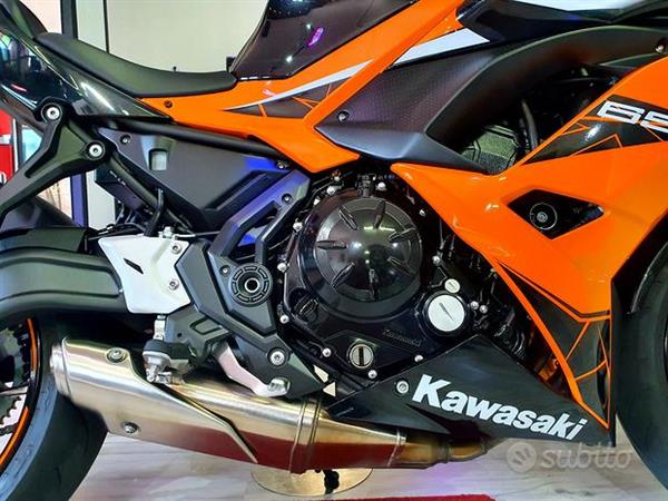 Kawasaki Ninja 650 Nera / Arancione 70 Cv - My 2020