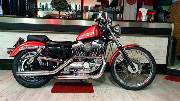 Harley-Davidson Sportster XL 1200 C Special Candy Rouge