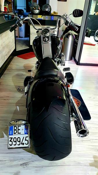 Harley-Davidson FLSTF Fat Boy 1450 Speciale 300 