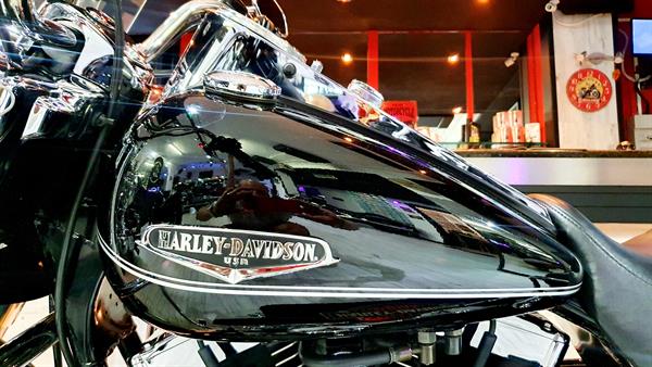 Harley-Davidson FLHRCI Road King 1450 - Screamin Eagle