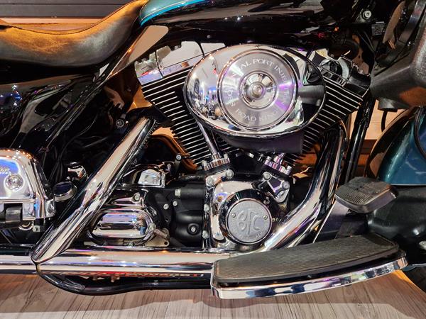 Harley-Davidson FLHRCI Road King 1450 - Speciale Basilea U.S.A
