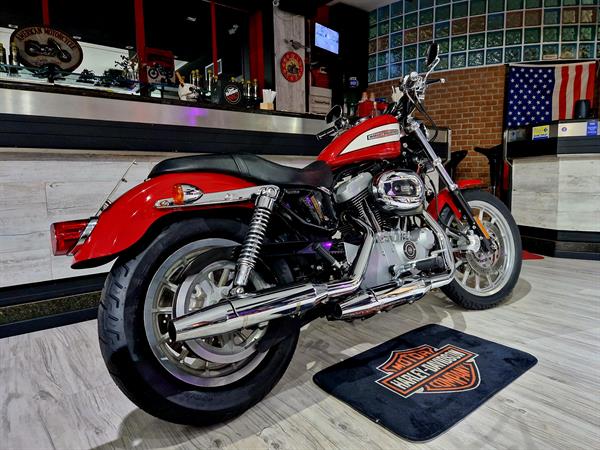 Harley-Davidson Sportster XL 1200 R Roadster Red/Cream U.S.A