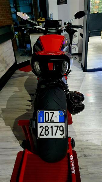 Ducati Diavel 1200 ABS Carbon Red - Termignoni