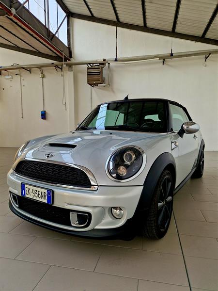 MINI Mini Cooper 2.0 SD Cabrio Ice RESTYLING - MY 2011