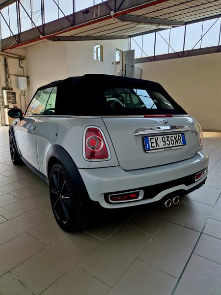 MINI Mini Cooper 2.0 SD Cabrio Ice RESTYLING - MY 2011