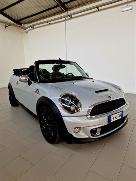 MINI Mini Cooper 2.0 SD Cabrio Ice RESTYLING - MY 2011