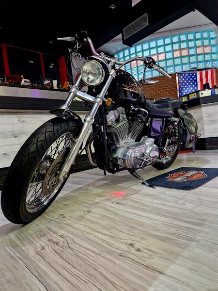 Harley-Davidson XLH 883 Hugger