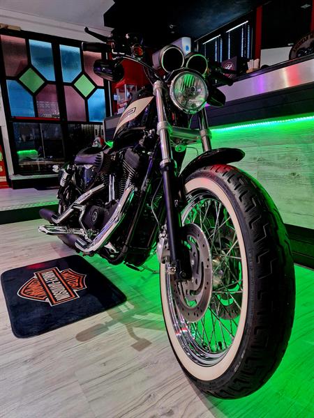 Harley-Davidson XL 1200 R Roadster Bi-Colore Cream And Vivid Black