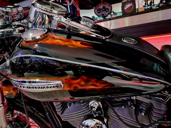 Harley-Davidson FXDC Dyna Super Glide 1584 Fire