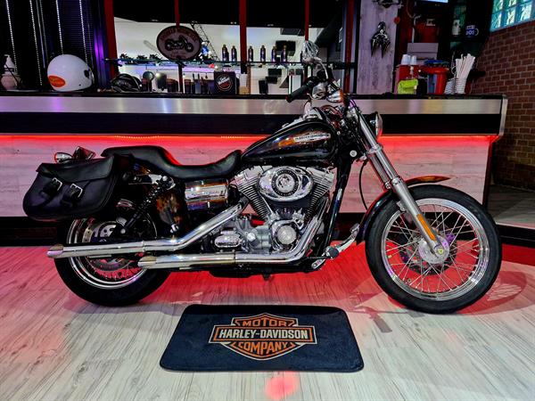 Harley-Davidson FXDC Dyna Super Glide 1584 Fire