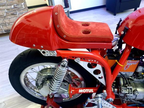 Special Moto Guzzi V7 810 Corsa Corta - 1972 Targa Milano