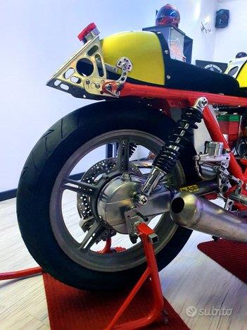 Special Moto Guzzi SP2 1000 Racing - 1985 Targa Firenze