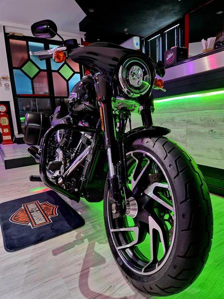 Harley-Davidson FLSB Softail Sport Glide 107 Black - ABS My 2018