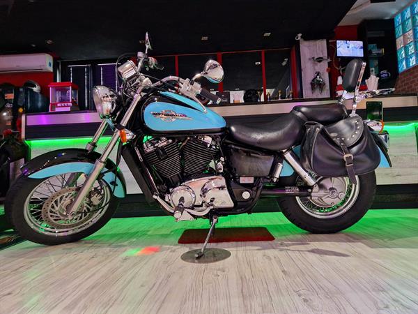 Honda VT 1100 Shadow C2 Limited Of America - Sky Blue