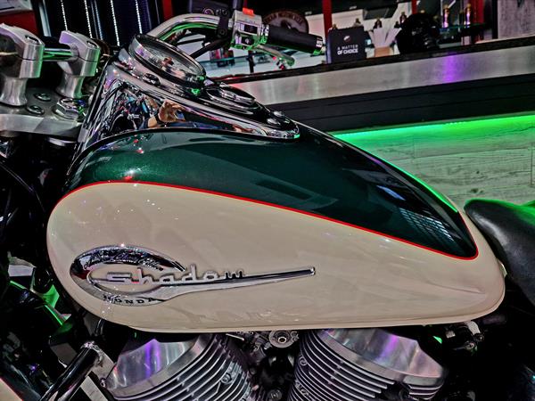 Honda VT 750 C2 Classic American Edition - Green Pearl & Ivory Cream