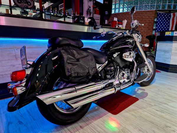 Suzuki VL Intruder 800 C Classic Black