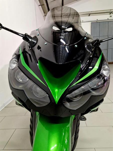 Kawasaki Ninja ZZR-1400 Abs Green Restyling - KTRC PERFORMANCE