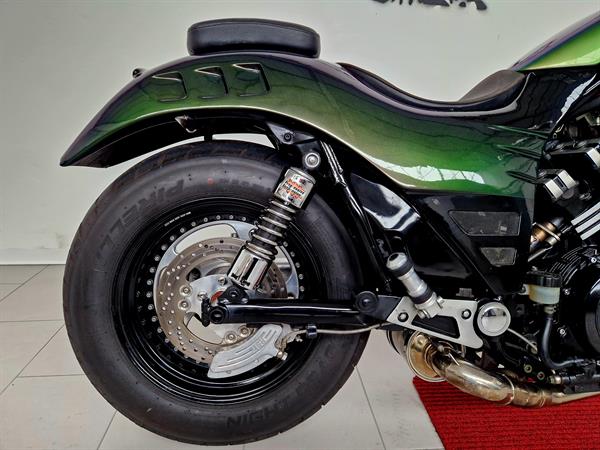 Special Yamaha V-Max 1200 Chamaleon Green