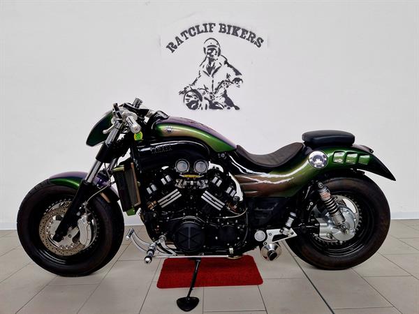 Special Yamaha V-Max 1200 Chamaleon Green