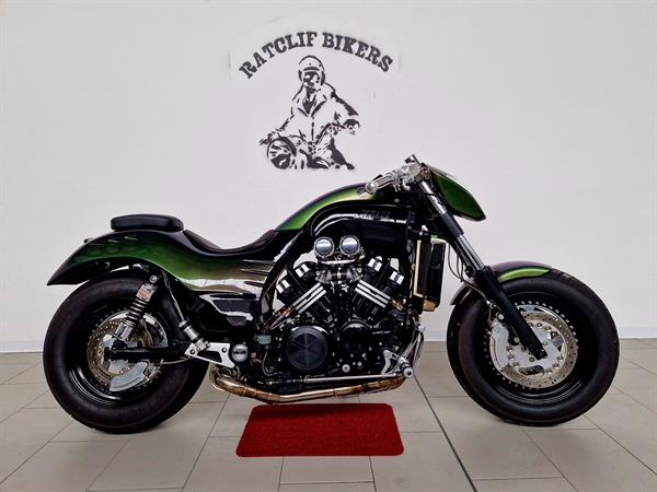 Special Yamaha V-Max 1200 Chamaleon Green