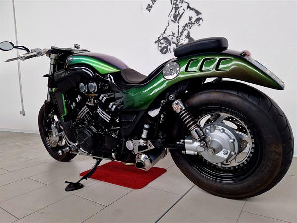 Special Yamaha V-Max 1200 Chamaleon Green