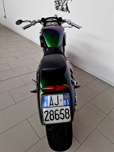 Special Yamaha V-Max 1200 Chamaleon Green